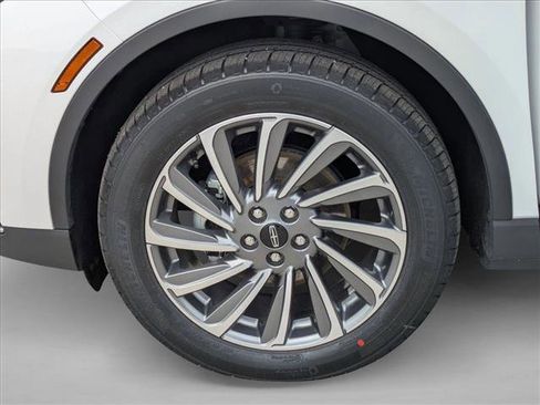 Used 2024 Lincoln Corsair Reserve w/ Equipment Group 201A AWD/4WD image 21