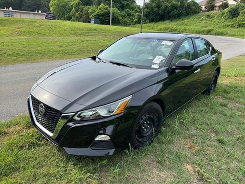 Used 2020 Nissan Altima 2.5 S AWD/4WD image 1