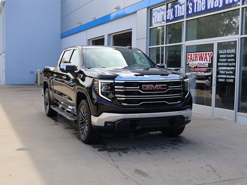 New 2026 GMC Sierra 1500 SLT w/ SLT Premium Plus Package image 2