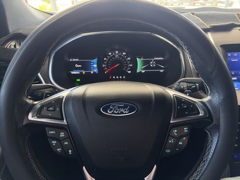 Used 2020 Ford Edge ST w/ Equipment Group 401A AWD/4WD image 20