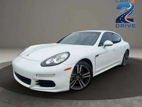 Used 2015 Porsche Panamera 4 AWD/4WD image 1