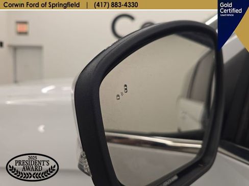Used 2025 Ford Expedition Active AWD/4WD image 42