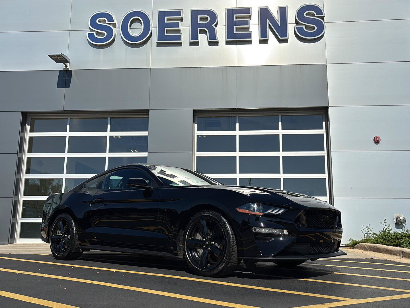 Certified 2022 Ford Mustang GT Premium w/ Equipment Group 401A RWD image 1