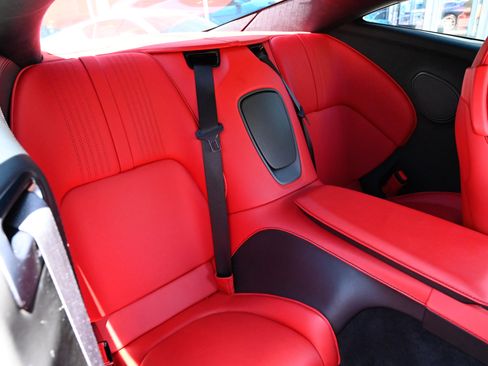 Used 2021 Aston Martin DB11 Coupe RWD image 42