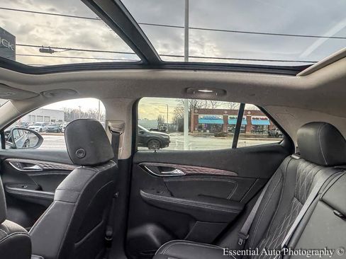 Used 2023 Buick Envision Avenir image 11