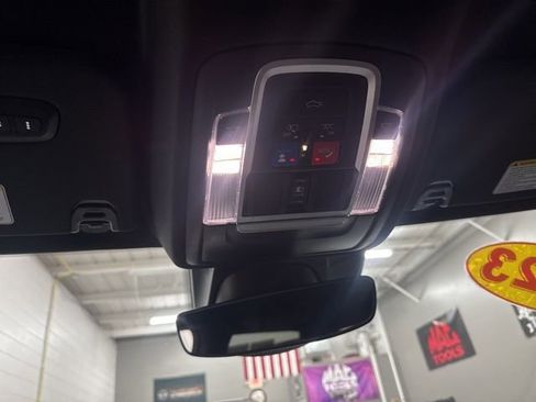 Used 2023 RAM 1500 Laramie image 14