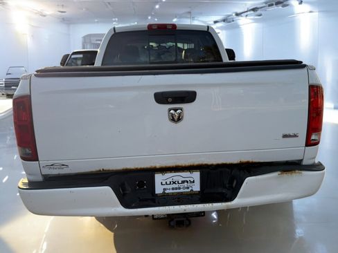 Used 2005 Dodge Ram 1500 Truck SLT image 9