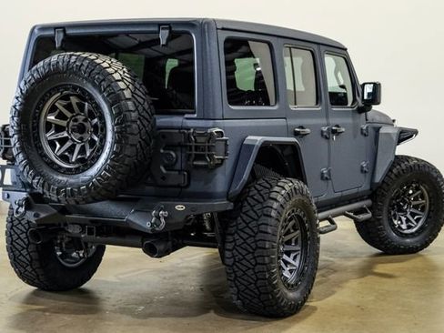 Used 2024 Jeep Wrangler Unlimited Rubicon w/ Technology Group AWD/4WD image 14