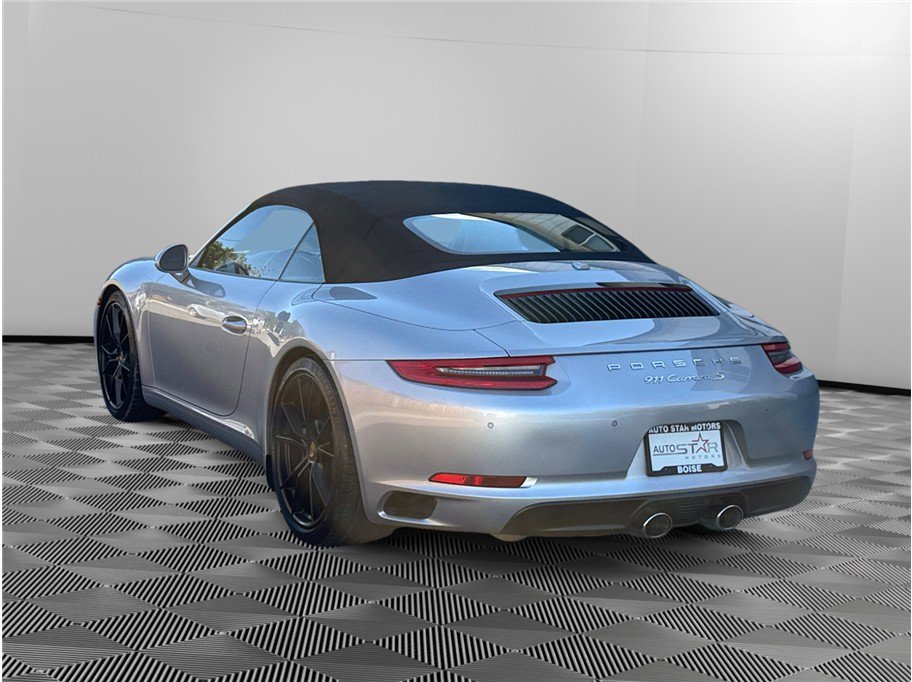 Used 2017 Porsche 911 Carrera S RWD image 3