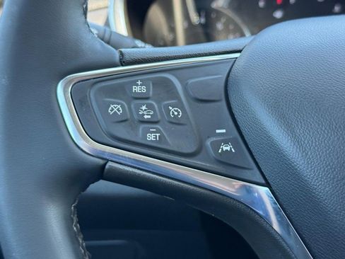Used 2023 Chevrolet Equinox LT AWD/4WD image 16
