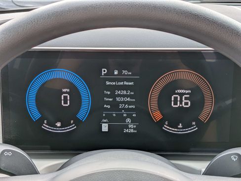 Certified 2026 Hyundai Tucson SEL FWD image 28