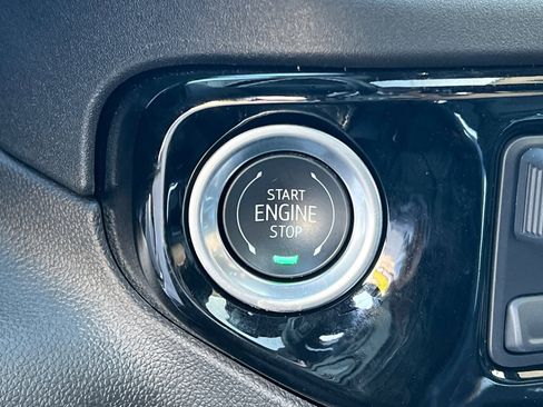 Used 2025 Chevrolet Silverado 2500 LTZ w/ LTZ Plus Package image 30