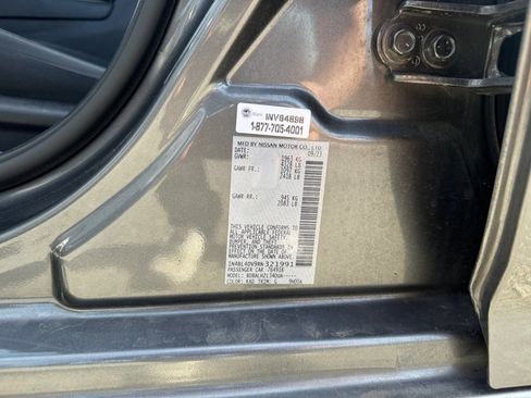 Used 2024 Nissan Altima 2.5 SV image 21