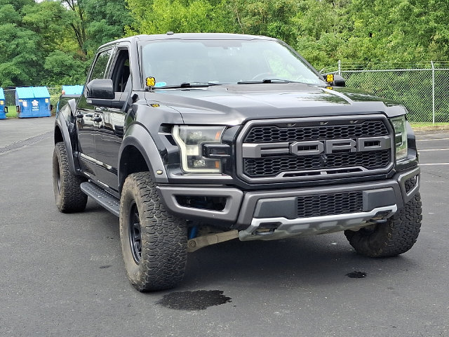 Certified 2017 Ford F150 Raptor w/ Equipment Group 802A Luxury AWD/4WD image 2
