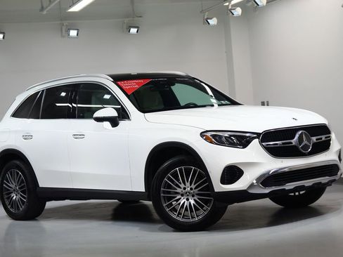 Certified 2025 Mercedes-Benz GLC 300 4MATIC image 10