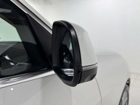 Used 2026 BMW X7 xDrive40i AWD/4WD image 30