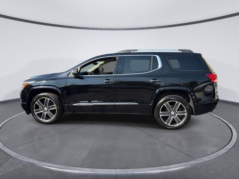 Used 2018 GMC Acadia Denali w/ Technology Package AWD/4WD image 2