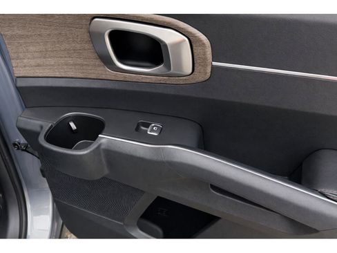 Used 2022 Kia Sorento EX image 24