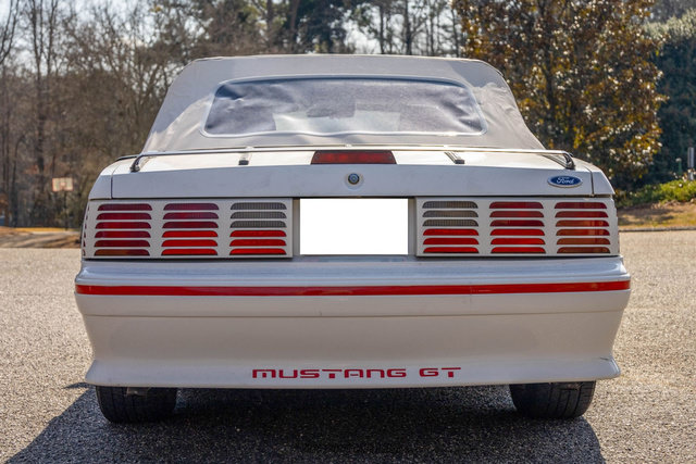 Used 1987 Ford Mustang GT RWD image 18