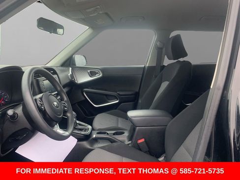 Used 2021 Kia Soul LX FWD image 10
