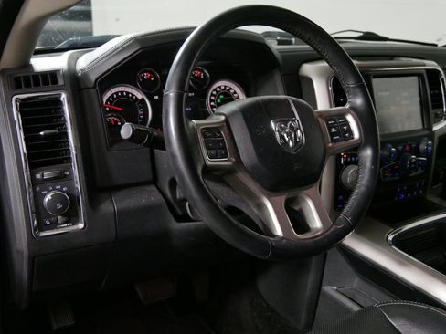 Used 2017 RAM 1500 Laramie w/ Convenience Group AWD/4WD image 12