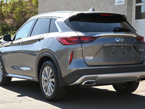 Used 2023 INFINITI QX50 Luxe AWD/4WD image 4