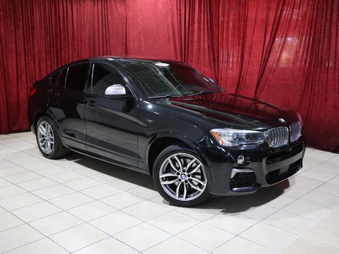 Used 2018 BMW X4 M40i image 2