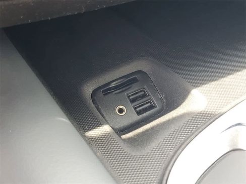 Used 2020 Buick Enclave Essence image 29