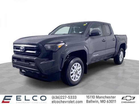 Used 2025 Toyota Tacoma SR5 w/ SR5 Upgrade Package AWD/4WD image 1