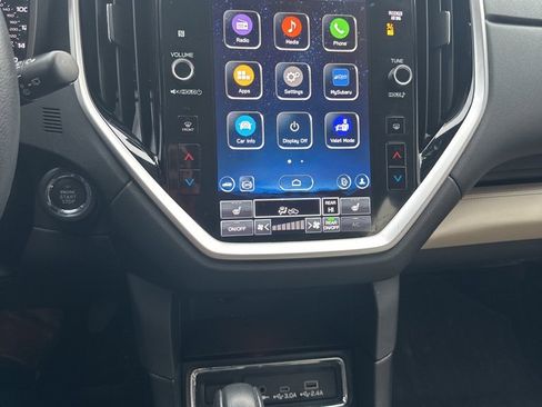 Used 2023 Subaru Ascent Limited image 19