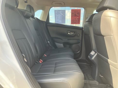 Certified 2023 Honda HR-V EX-L image 32