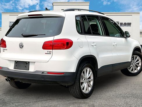 Used 2018 Volkswagen Tiguan Limited AWD/4WD image 2