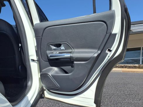 Certified 2022 Mercedes-Benz GLA 250 4MATIC image 24
