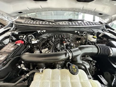 Certified 2025 Lincoln Navigator Black Label AWD/4WD image 30