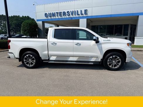 Used 2025 Chevrolet Silverado 1500 High Country w/ Technology Package AWD/4WD image 4