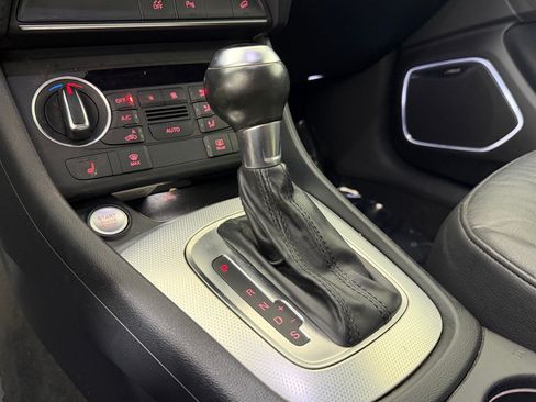 Used 2016 Audi Q3 2.0T Prestige w/ Prestige Package AWD/4WD image 17