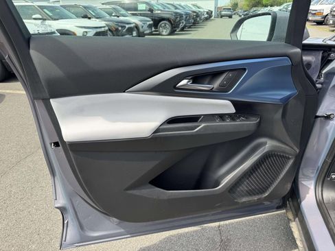 New 2026 Chevrolet Equinox EV LT AWD/4WD image 24
