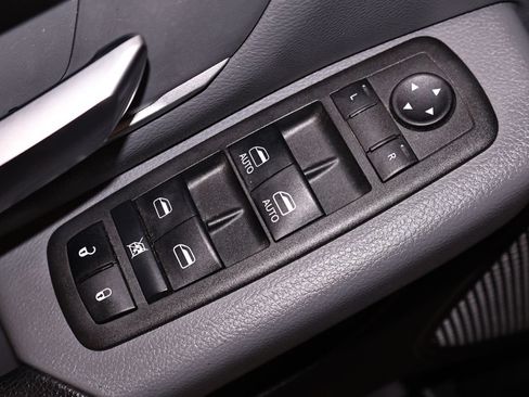 Used 2022 RAM 1500 Big Horn AWD/4WD image 12
