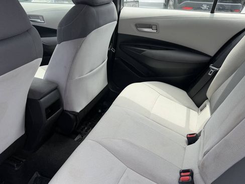 Used 2021 Toyota Corolla LE FWD image 14