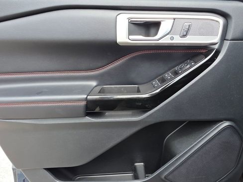 Used 2022 Ford Explorer ST-Line w/ Class IV Trailer Tow Package image 26