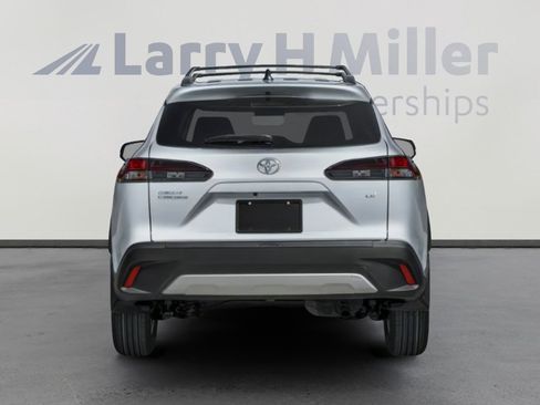 New 2026 Toyota Corolla Cross LE image 8