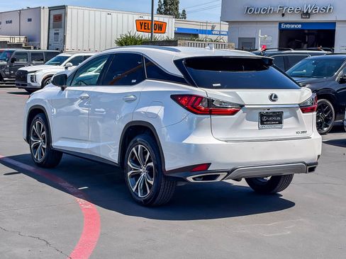 Used 2022 Lexus RX 350 AWD w/ Premium Package image 2