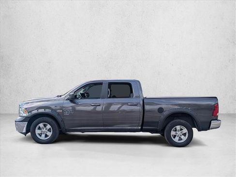 Used 2020 RAM 1500 Classic SLT RWD image 5