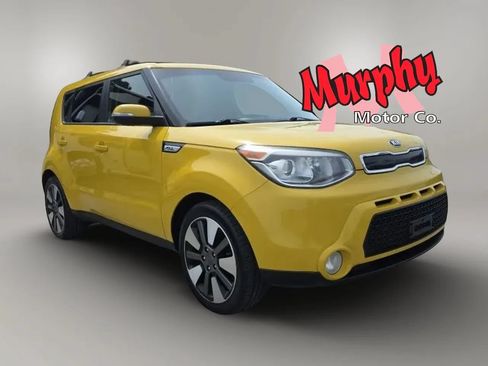 Used 2015 Kia Soul ! FWD image 3