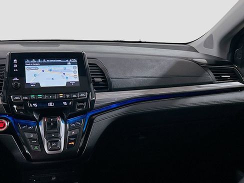 Used 2023 Honda Odyssey Elite image 22