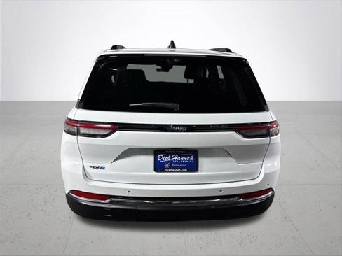 Certified 2023 Jeep Grand Cherokee 4WD 4xe w/ Luxury Tech Group II image 8