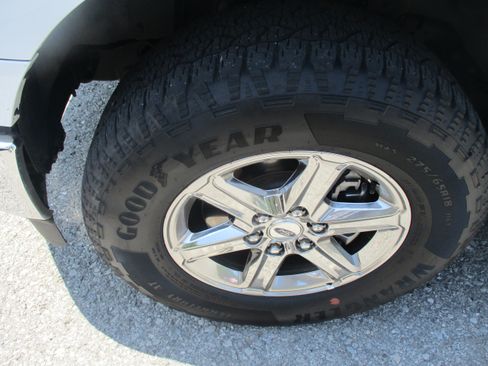 Used 2025 Ford F150 XLT w/ Equipment Group 301A Standard AWD/4WD image 10