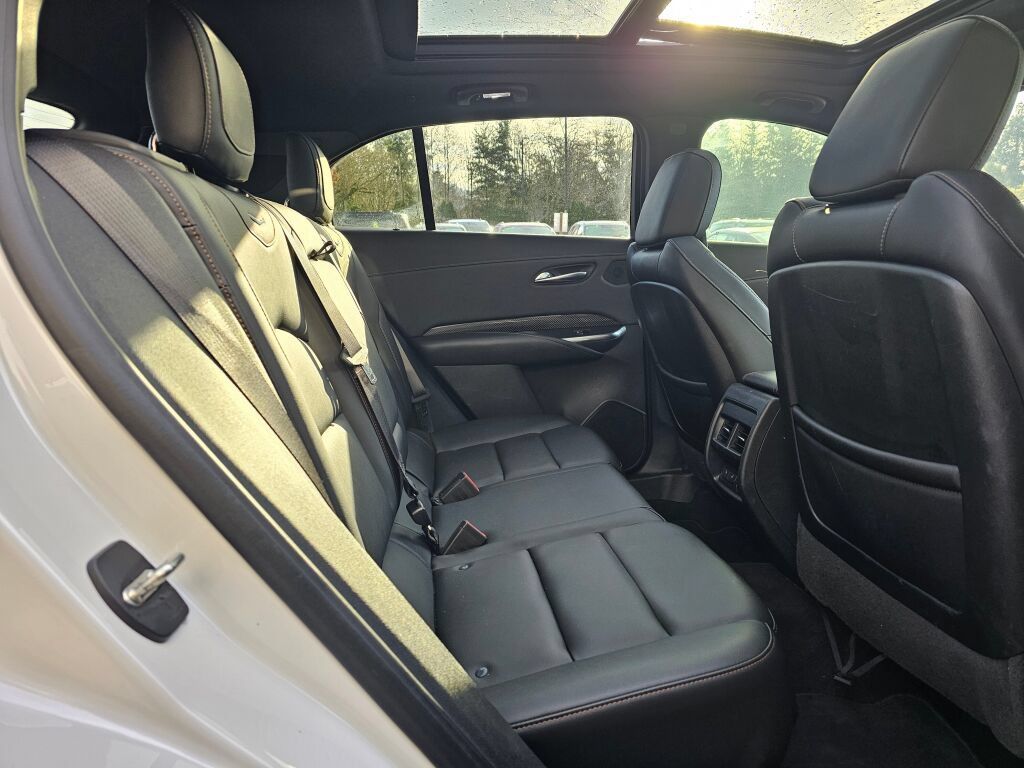 Used 2019 Cadillac XT4 Sport w/ Driver Awareness Package AWD/4WD image 9