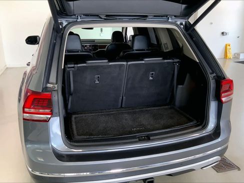 Used 2018 Volkswagen Atlas SEL Premium AWD/4WD image 16