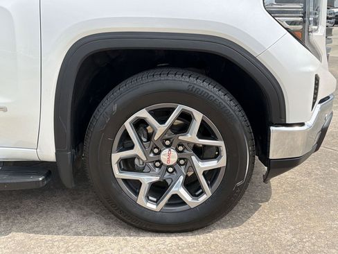 Used 2024 GMC Sierra 1500 SLT w/ SLT Premium Plus Package image 12